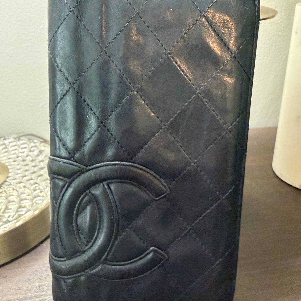 CHANEL Black Quilted Leather Pouch